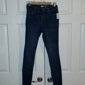 NWT Old Navy Rockstar Super Skinny Jeans size 4